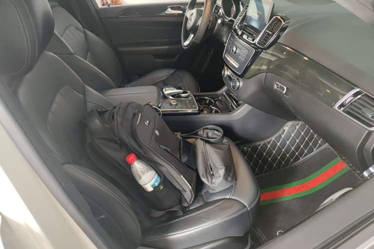 Used Mercedes-Benz GLE-Class 2016 GLE 400 4MATIC U.S. specification Right Front Seat