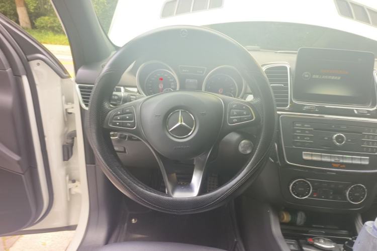 Used Mercedes-Benz GLE-Class 2016 GLE 450 4MATIC U.S. specification Steering Wheel