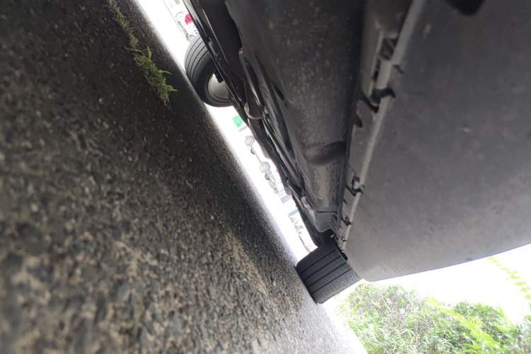 Used Mercedes-Benz GLE-Class 2017 GLE 400 4MATIC Chassis Front Left