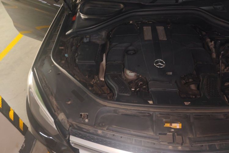 Used Mercedes-Benz GLE-Class 2017 GLE 400 4MATIC Engine Bay Right