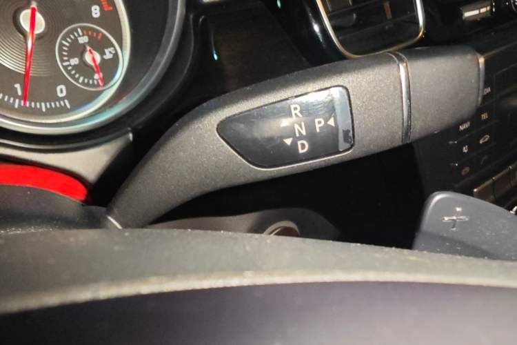 Used Mercedes-Benz GLE-Class 2017 GLE 400 4MATIC Gear Lever