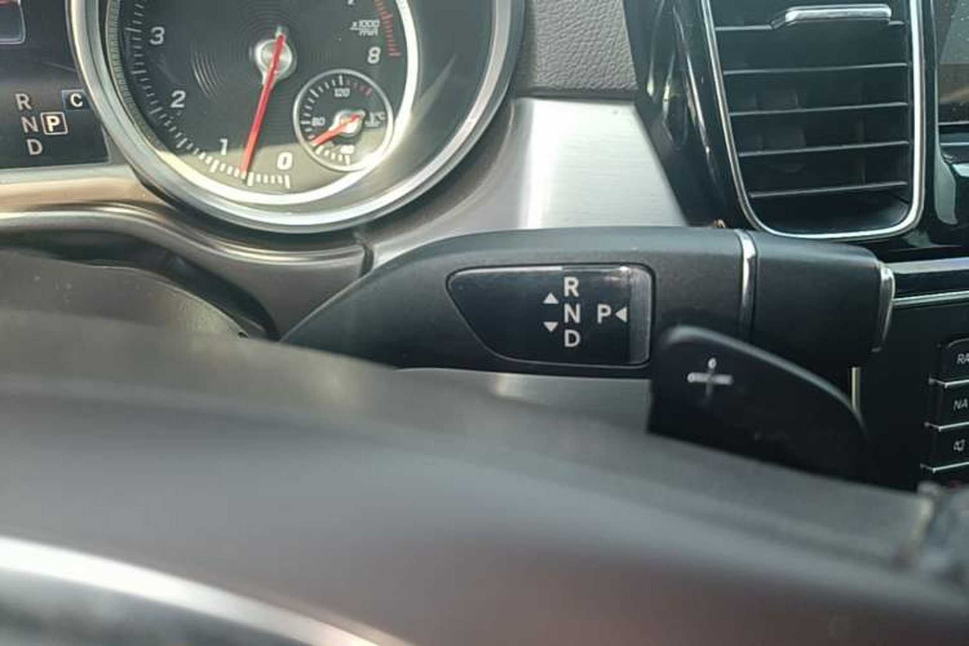 Used Mercedes-Benz GLE-Class 2017 GLE 400 4MATIC Gear Lever