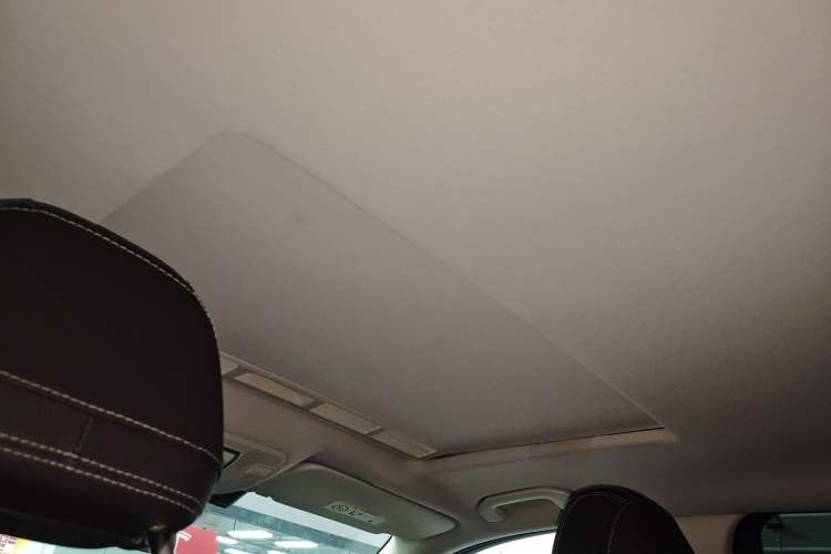 Used Mercedes-Benz GLE-Class 2017 GLE 400 4MATIC Headliner