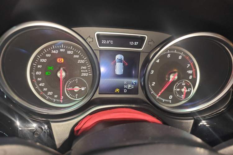 Used Mercedes-Benz GLE-Class 2017 GLE 400 4MATIC Instrument Cluster