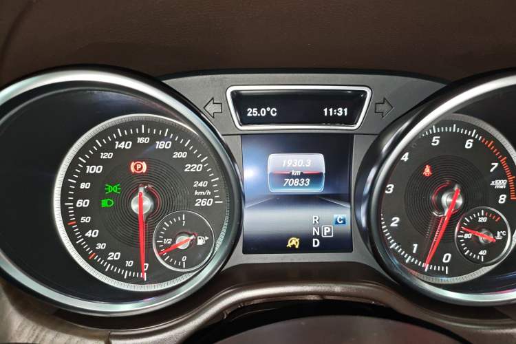 Used Mercedes-Benz GLE-Class 2017 GLE 400 4MATIC Instrument Cluster