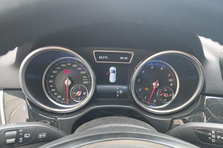 Used Mercedes-Benz GLE-Class 2017 GLE 400 4MATIC Instrument Cluster