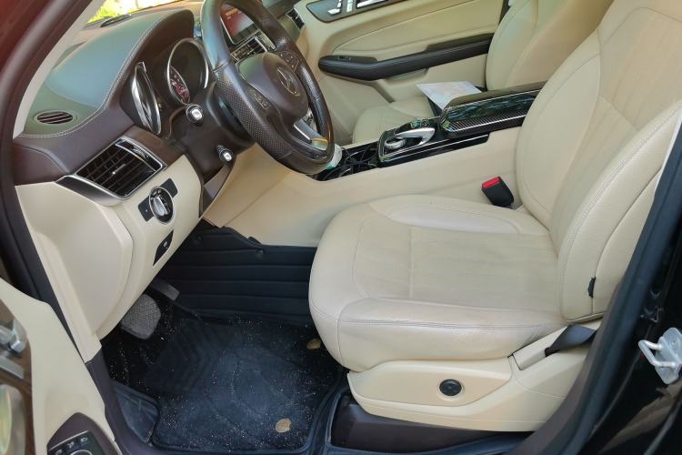 Used Mercedes-Benz GLE-Class 2017 GLE 320 4MATIC Luxury Model Left Front Seat