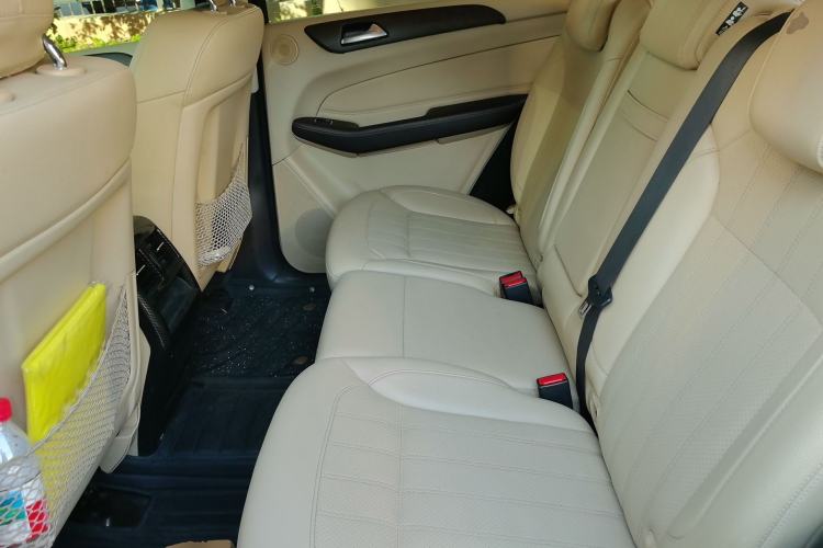Used Mercedes-Benz GLE-Class 2017 GLE 320 4MATIC Luxury Model Left Rear Seat