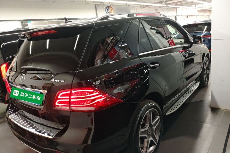Used Mercedes-Benz GLE-Class 2017 GLE 400 4MATIC Rear Right 45 Deg