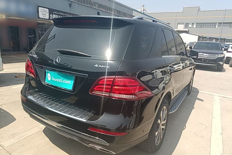 Used Mercedes-Benz GLE-Class 2017 GLE 400 4MATIC Rear Right 45 Deg