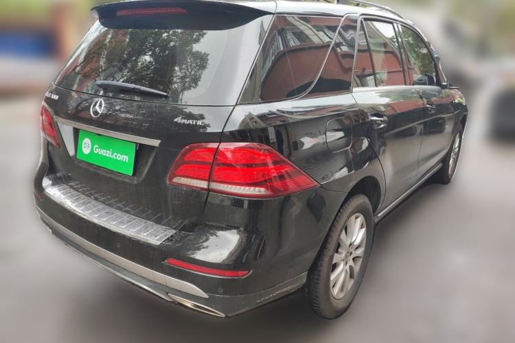 Used Mercedes-Benz GLE-Class 2017 GLE 400 4MATIC Middle East version Rear Right 45 Deg