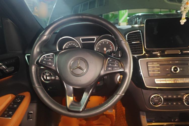 Used Mercedes-Benz GLE-Class 2017 GLE 400 4MATIC Steering Wheel