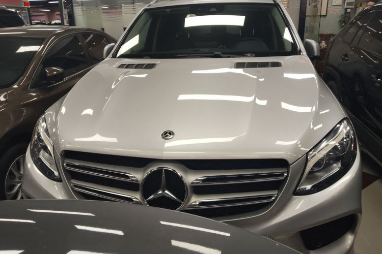 Used Mercedes-Benz GLE-Class 2017 GLE 400 4MATIC Front