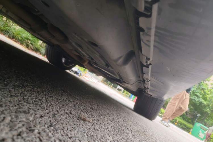 Used Mercedes-Benz GLE-Class  Chassis Front Left