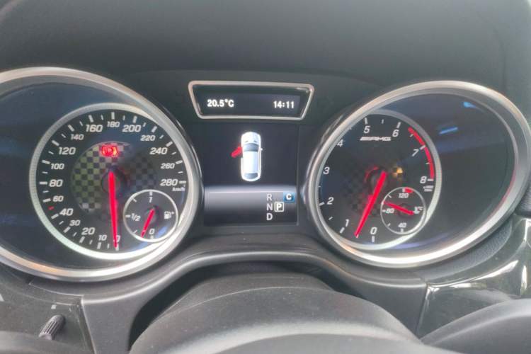 Used Mercedes-Benz GLE-Class  Instrument Cluster