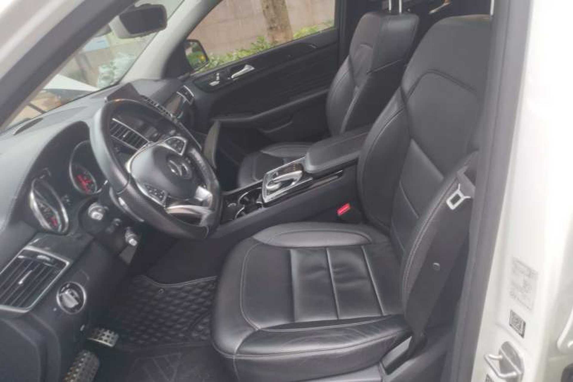 Used Mercedes-Benz GLE-Class  Left Front Seat