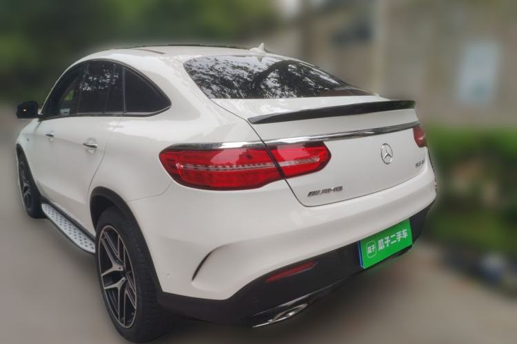 Used Mercedes-Benz GLE-Class  Rear Left 45 Deg