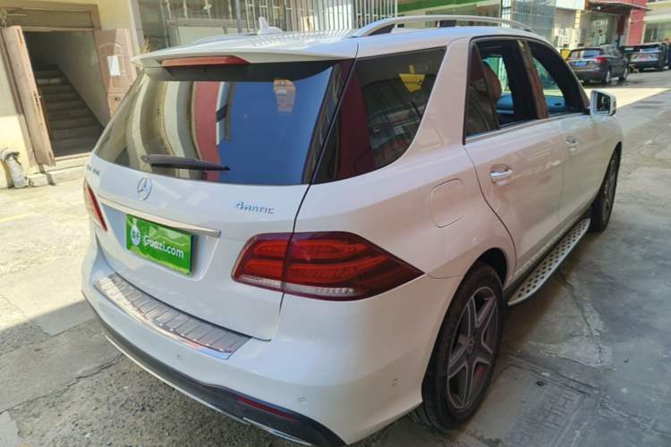 Used Mercedes-Benz GLE-Class 2017 GLE 320 4MATIC Dynamic Model Rear Right 45 Deg