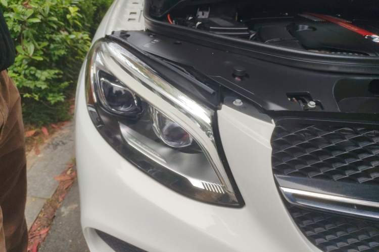 Used Mercedes-Benz GLE-Class  Right Front Headlight
