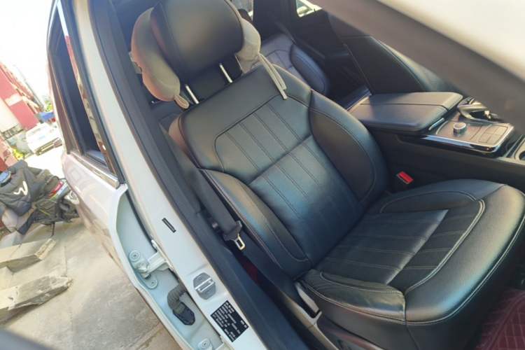 Used Mercedes-Benz GLE-Class 2017 GLE 320 4MATIC Dynamic Model Right Front Seat