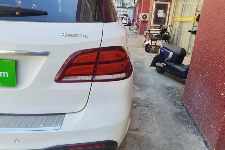 Used Mercedes-Benz GLE-Class 2017 GLE 320 4MATIC Dynamic Model Right Rear Taillight