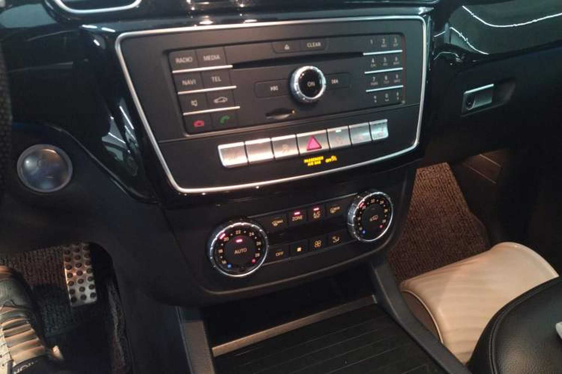 Used Mercedes-Benz GLE-Class 2018 GLE 400 4MATIC U.S. specification Audio And AC Panel