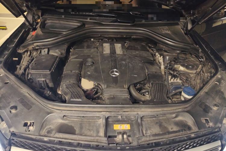 Used Mercedes-Benz GLE-Class 2018 GLE 400 4MATIC U.S. specification Engine Bay
