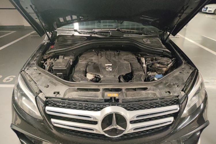 Used Mercedes-Benz GLE-Class 2018 GLE 320 4MATIC Dynamic Edition Collector's Edition Engine Bay