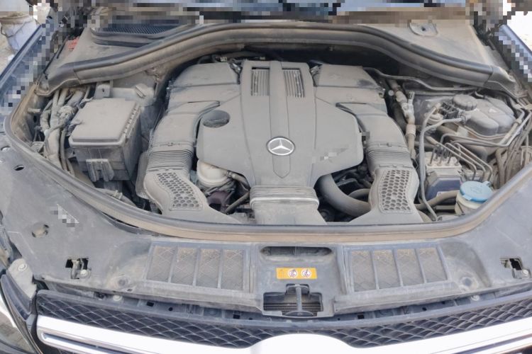 Used Mercedes-Benz GLE-Class 2018 GLE 400 4MATIC U.S. specification Engine Bay