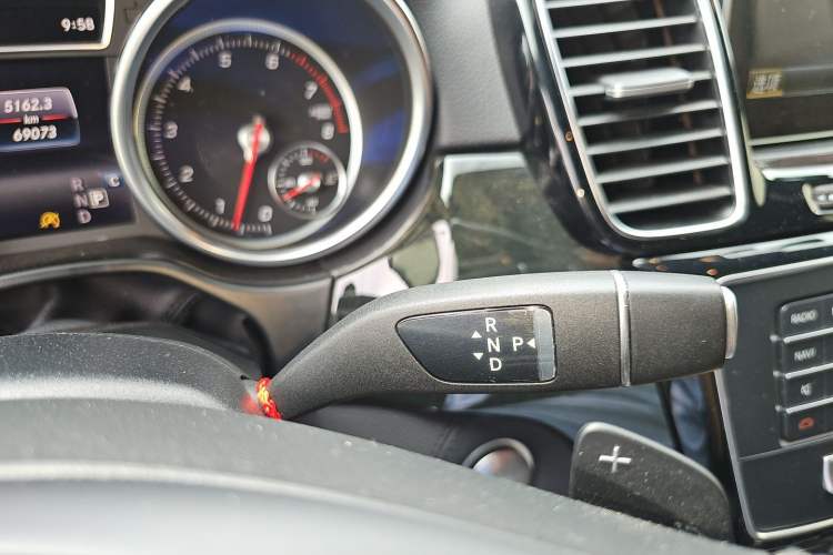 Used Mercedes-Benz GLE-Class 2018 GLE 400 4MATIC U.S. specification Gear Lever