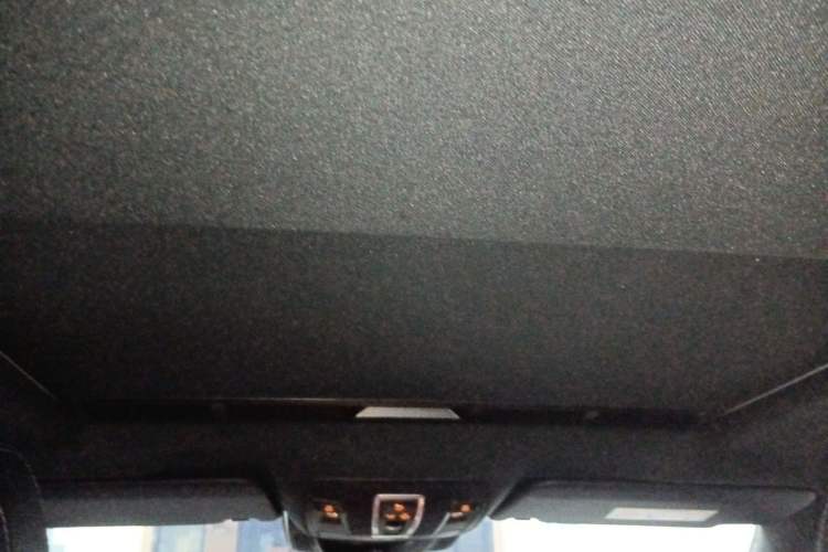 Used Mercedes-Benz GLE-Class 2018 GLE 400 4MATIC Headliner