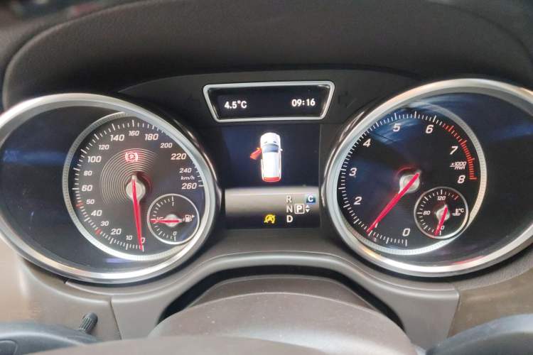 Used Mercedes-Benz GLE-Class 2018 GLE 320 4MATIC Dynamic Edition Collector's Edition Instrument Cluster