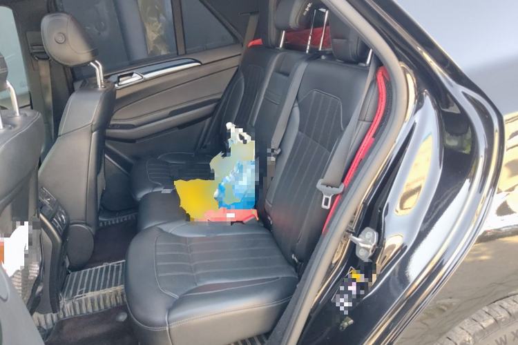 Used Mercedes-Benz GLE-Class 2018 GLE 400 4MATIC U.S. specification Left Rear Seat