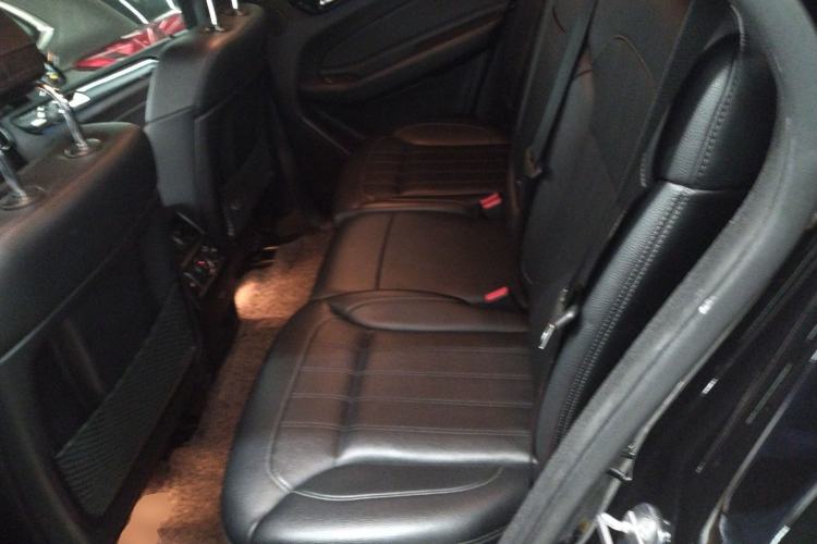 Used Mercedes-Benz GLE-Class 2018 GLE 400 4MATIC U.S. specification Left Rear Seat