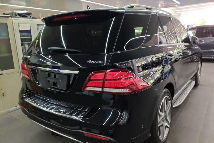 Used Mercedes-Benz GLE-Class 2018 GLE 400 4MATIC Rear Right 45 Deg