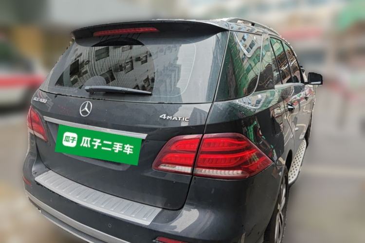 Used Mercedes-Benz GLE-Class  Rear Right 45 Deg