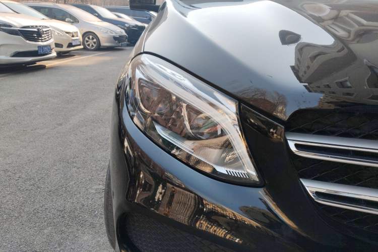 Used Mercedes-Benz GLE-Class 2018 GLE 320 4MATIC Dynamic Edition Collector's Edition Right Front Headlight