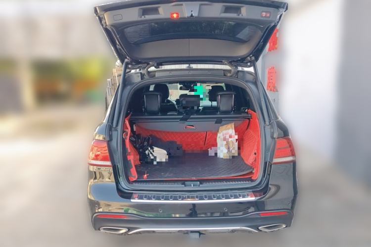 Used Mercedes-Benz GLE-Class 2018 GLE 400 4MATIC U.S. specification Trunk
