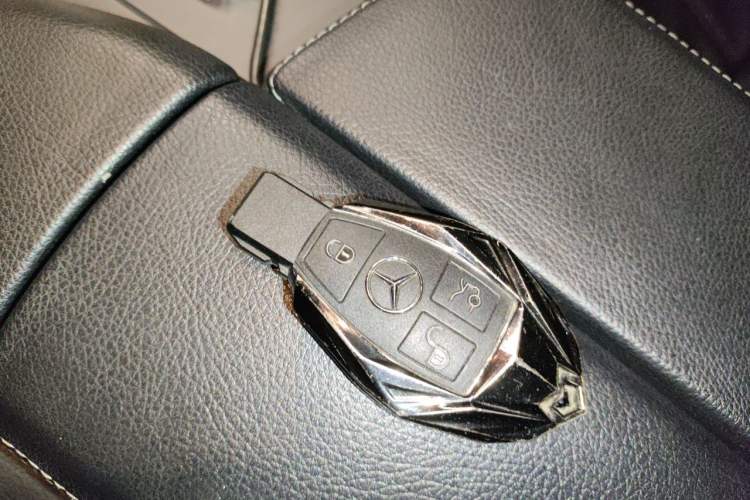 Used Mercedes-Benz GLE-Class 2018 GLE 320 4MATIC Dynamic Edition Collector's Edition Vehicle Key
