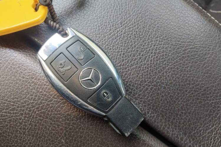 Used Mercedes-Benz GLE-Class 2018 GLE 320 4MATIC Dynamic Edition Collector's Edition Vehicle Key