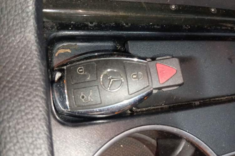 Used Mercedes-Benz GLE-Class 2018 GLE 400 4MATIC Vehicle Key