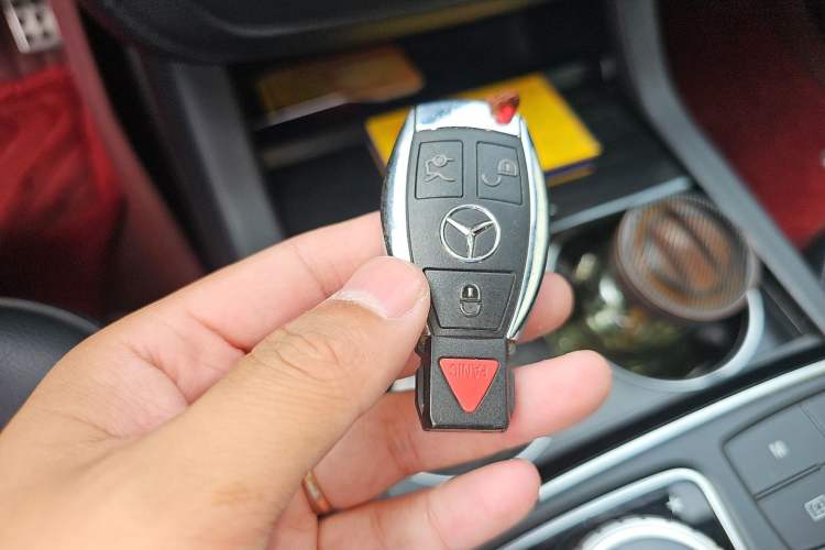 Used Mercedes-Benz GLE-Class 2018 GLE 400 4MATIC U.S. specification Vehicle Key