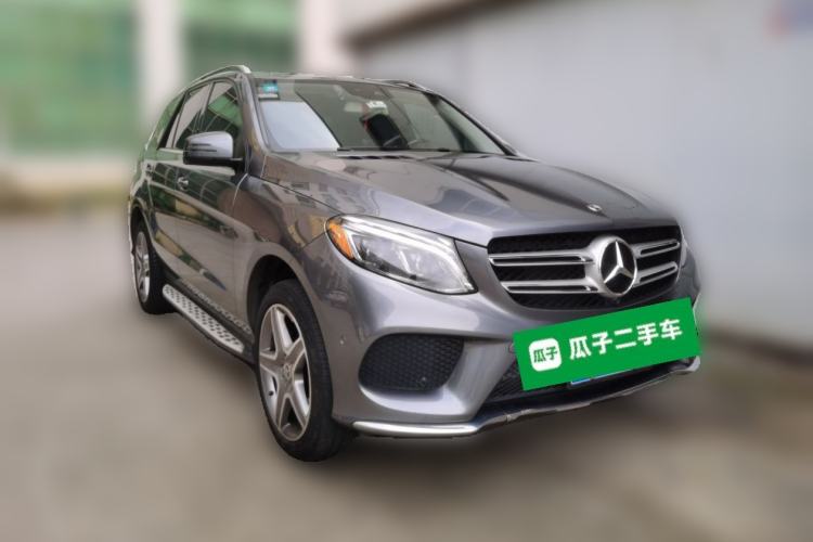 Used Mercedes-Benz GLE-Class 2018 GLE 400 4MATIC U.S. specification Front Right 45 Deg