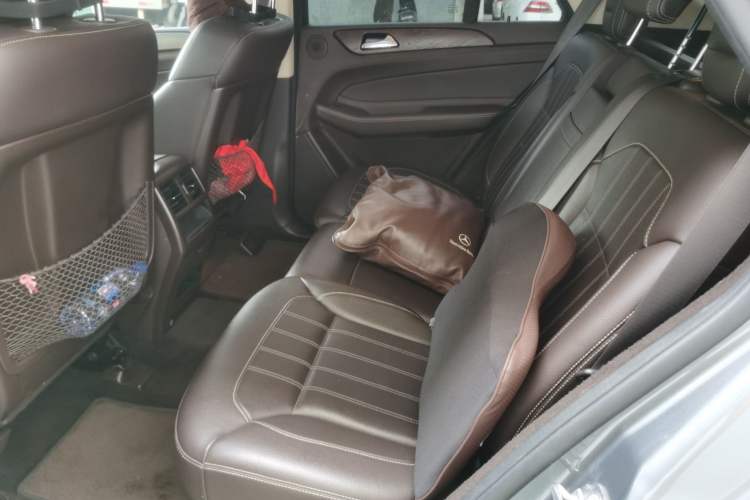 Used Mercedes-Benz GLE-Class 2018 GLE 400 4MATIC U.S. specification Left Rear Seat