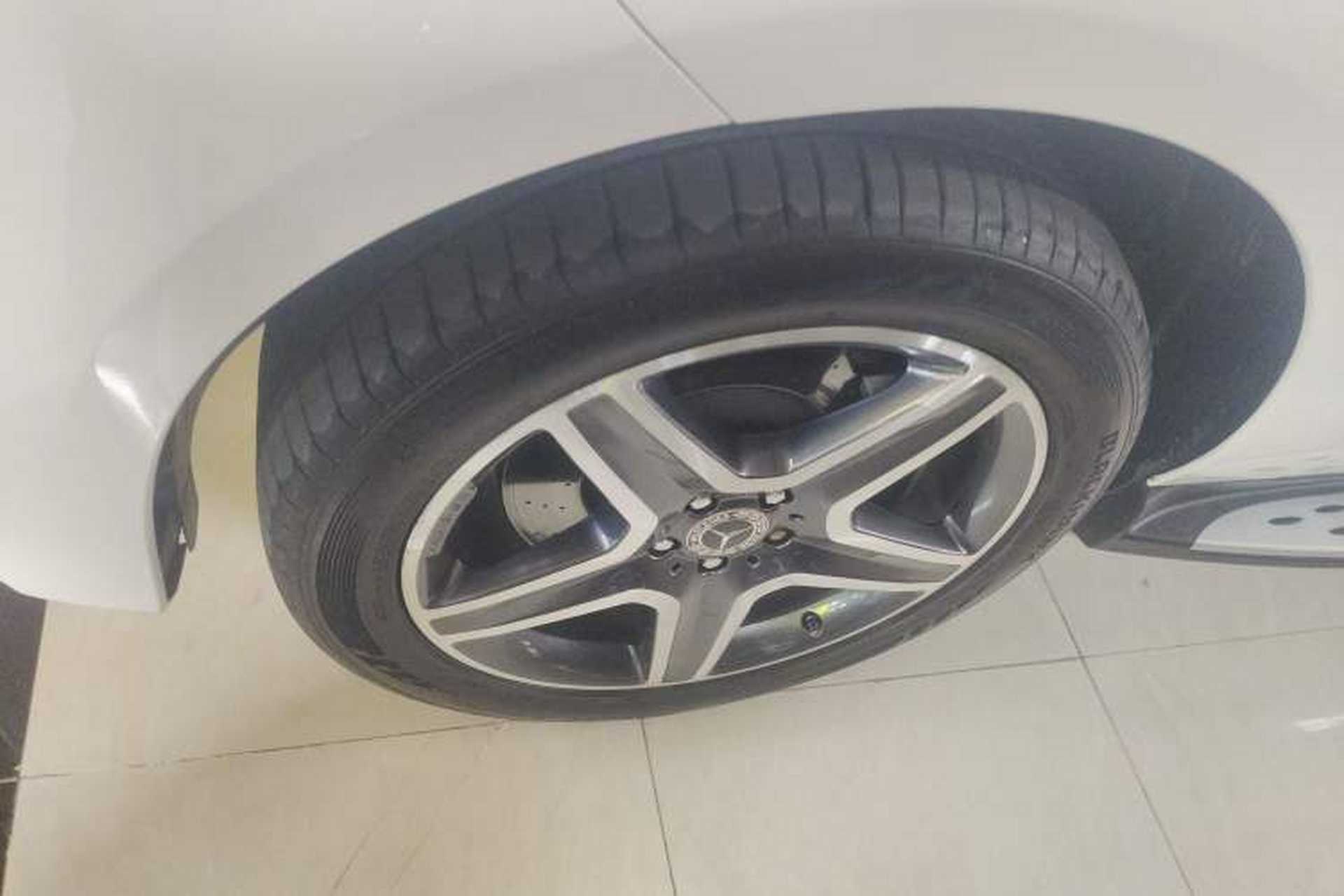 Used Mercedes-Benz GLE-Class 2018 GLE 400 4MATIC U.S. specification Exterior 7