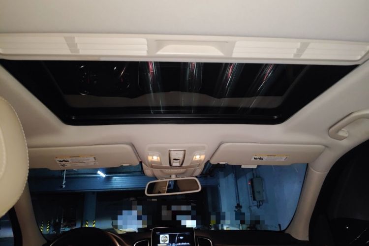 Used Mercedes-Benz GLE-Class  Headliner