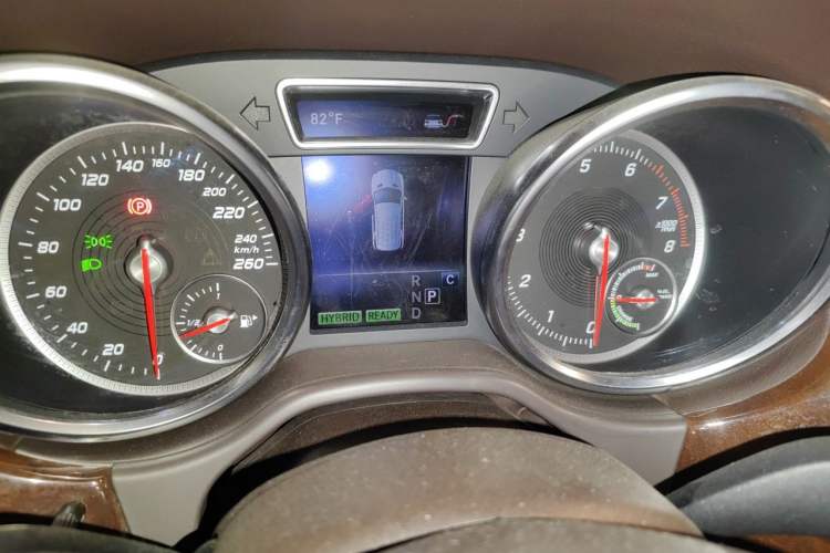 Used Mercedes-Benz GLE-Class  Instrument Cluster