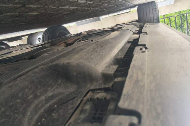 Used Mercedes-Benz GLE-Class  Chassis Front Right
