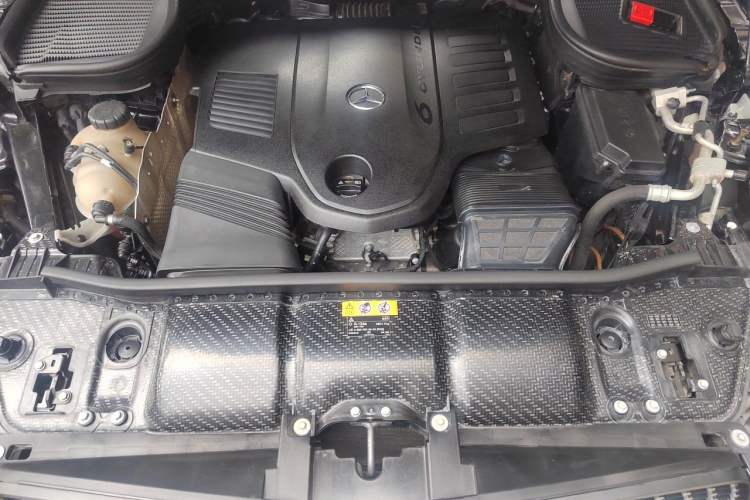 Used Mercedes-Benz GLE-Class 2019 GLE 450 U.S. specification Engine Bay