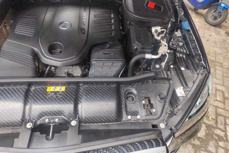 Used Mercedes-Benz GLE-Class 2019 GLE 450 U.S. specification Engine Bay Left